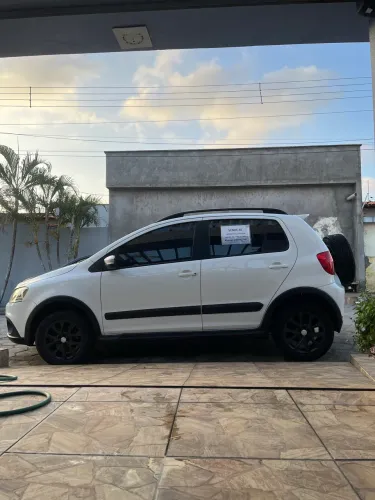 Volkswagen Crossfox 1.6 MI Total Flex 8V 5P 2014