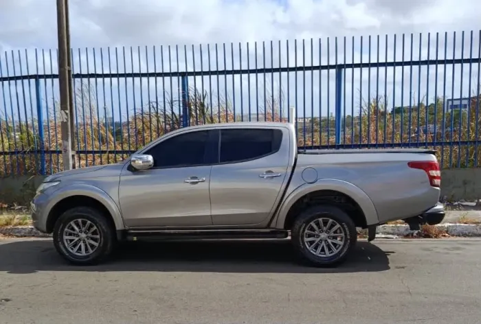 Mitsubishi L200 Triton Sport HPE-S 2.4 CD Dies. AUT 2019