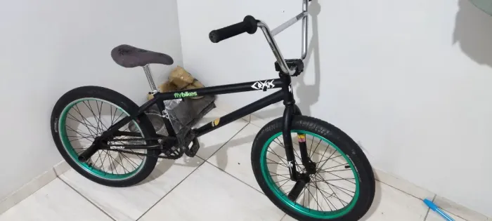 BMX WeThePeople Crysis 2012