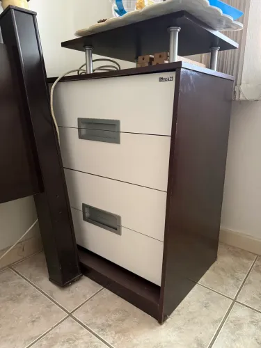 GAVETEIRO COM SUPORTE PARA TV - CÔMODA 