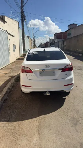 Hyundai HB20S C.plus/c.style 1.6 Flex 16V Mec.4p 2017