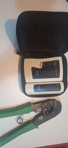 Alicate de crimpar + testador de cabos com módulo remoto e estojo(trocar bateria)!!