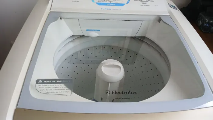 Vendo maquina de lavar Electrolux 15.2 kg turbo rápida, 127 V.