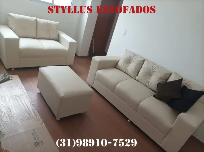 Conjunto de sofá no courino novo