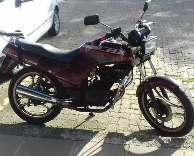 Vendo ou troco por carro antigo do meu interesse