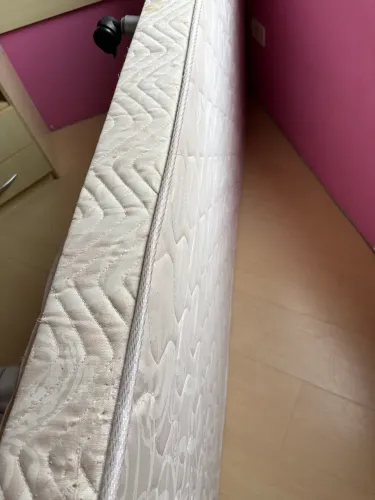 DOAÇÃO: Base de cama solteiro