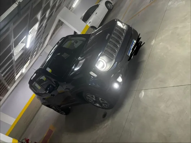 Jeep Renegade Longitude 1.8 4X2 Flex 16V Aut. 2021