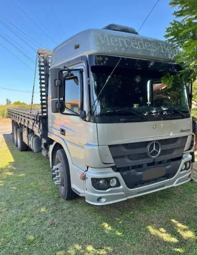 mb atego 2425 prata 2011 carroceria 7,5m