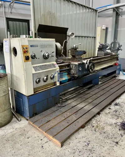 Torno mec. Clever (650 X 3.000mm)