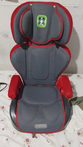 Vendo essa Cadeira de Carro , bem conservada 15 a 36 kilos