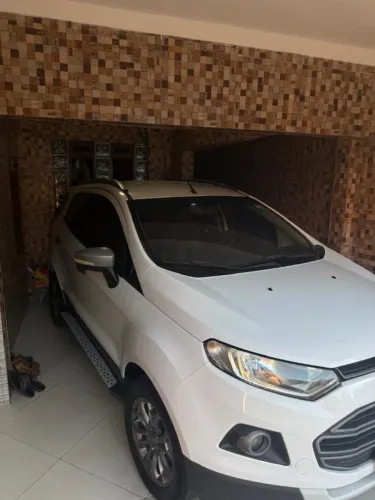 Ford Ecosport Freestyle 1.6 16V Flex 5P 2015