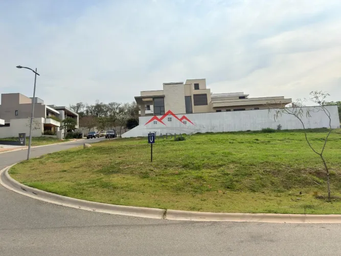 Terrenos a venda em condomínio Brisas do Lago em Jundiaí SP.