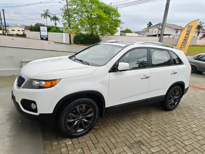 Kia Motors Sorento 3.5 V6 24V 278cv 4X2 Aut. 2012