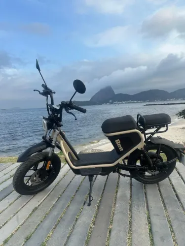 Bee Minitrail com 1.000 km rodado