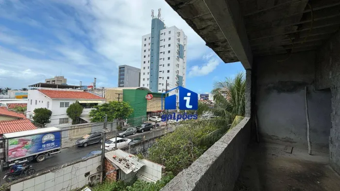 Imóvel Comercial com 486 m² próximo ao Shopping Patteo em Olinda - PE