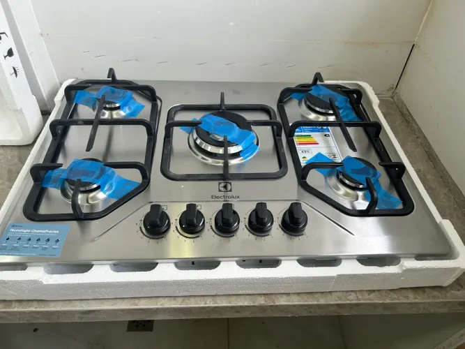 Coocktop Inox 5 bocas Electrolux novo na caixa