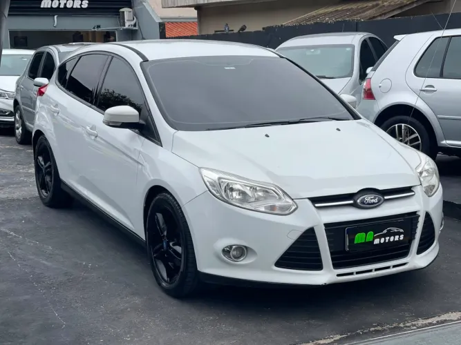 Ford Focus 2.0 16v/se/se Plus Flex 5P Aut. 2015