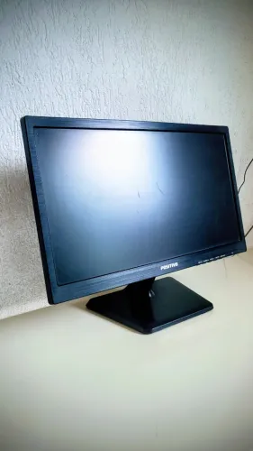 Monitor 20" LED - Funcionando 100% - Ótimo Estado