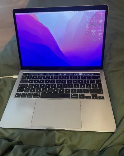 Macbook Pro com Touchbar m1