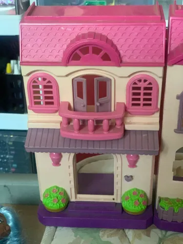 playset Polly Pocket Sparkle Style House (também Estilo / Moda da Polly), Mattel em 2002.