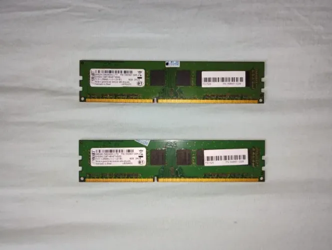 2x Memórias RAM Kingston 8GB DDR3 1600MHz Pc3 12800