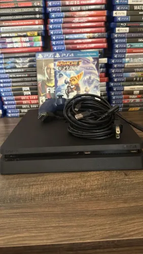 Playstation 4 Slim 1TB