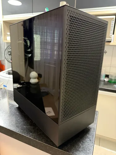 Gabinete NZXT H5 Flow