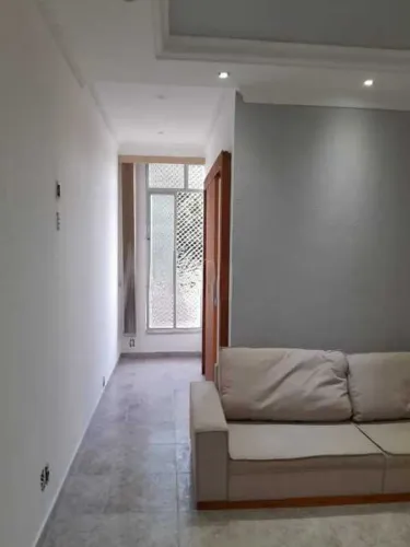 Apartamento : / Residencial / Glória