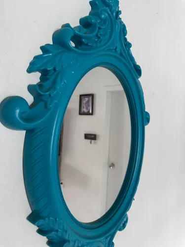 Espelho decorativo 0,74cm X 0,54 de borda azul e espelho/vidro 0,40 cm alt X 0,32 largura
