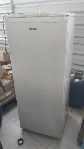 Geladeira Consul , 1 porta em excelente estado de conservação, funcionando perfeitamente