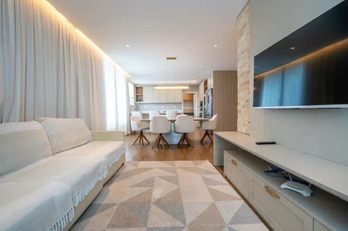 Apartamento aluguel anual 3 suítes no Centro