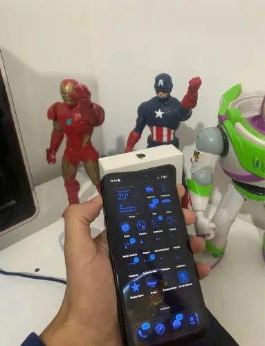 iPhone 11 Preto 64GB - Estado de Novo!