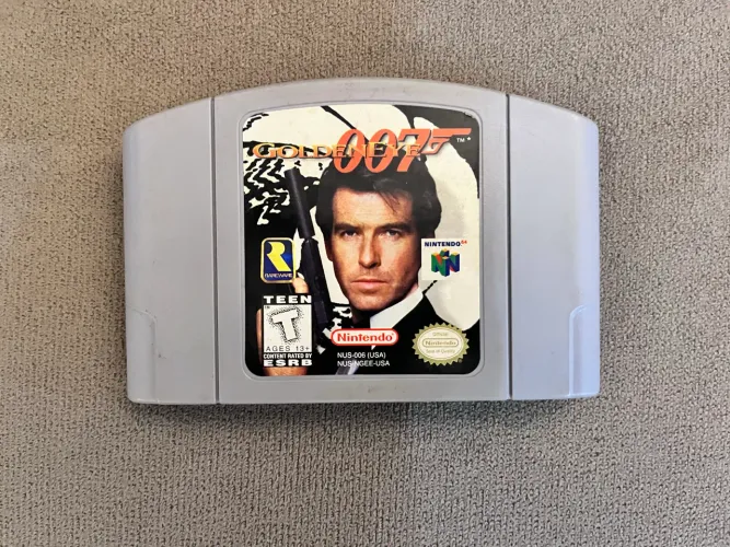 007 GoldenEye Nintendo 64