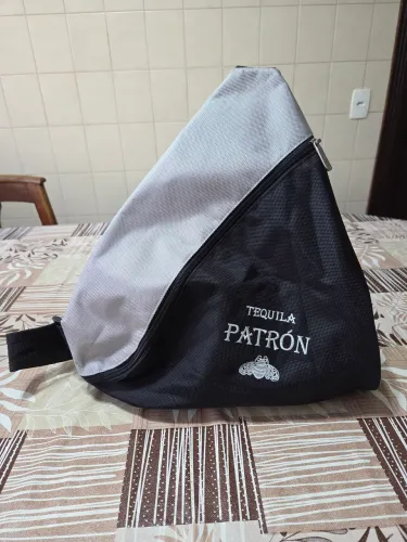 MINI MOCHILA , PATRÓN , NOVA , TEXTURIZADA !