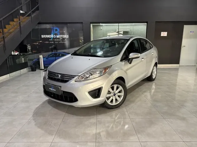 Ford Fiesta Sedan SE 1.6 16V Flex 4P 2013