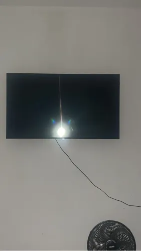 Tv 43 polegadas 3 meses de uso