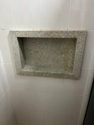 Nicho em mármore para banheiro 