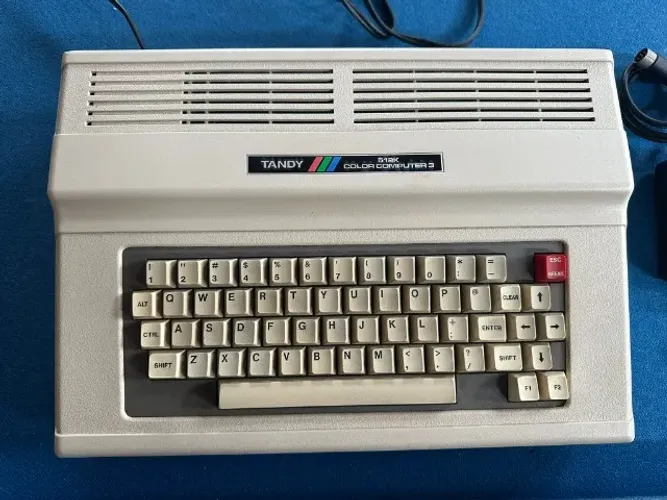 Computador Tandy Color Computer 3 (coco3) Trs-80 Radio Shack Impecável