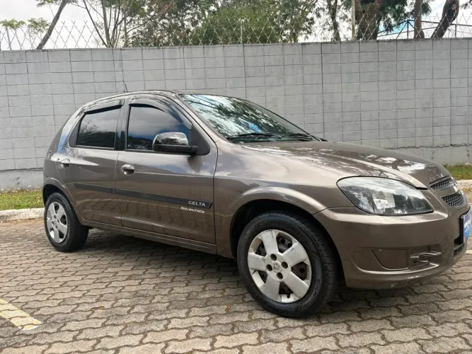 Chevrolet Celta Advantage 1.0 8V Flexpower 5P 2014