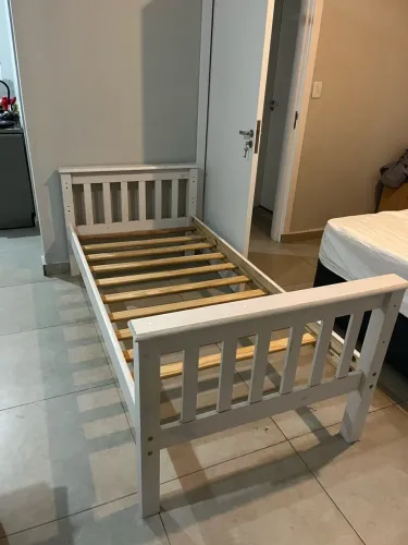 Cama de solteiro