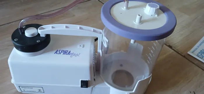 Aspirador clínico AspiraMax