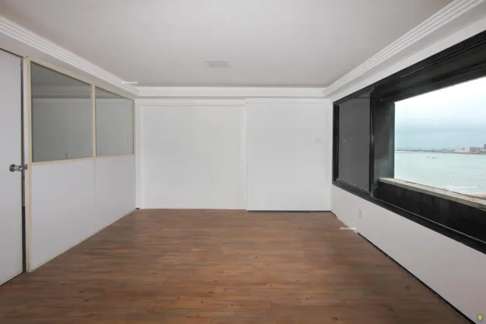 Sala comercial em endereço estratégico no Meireles