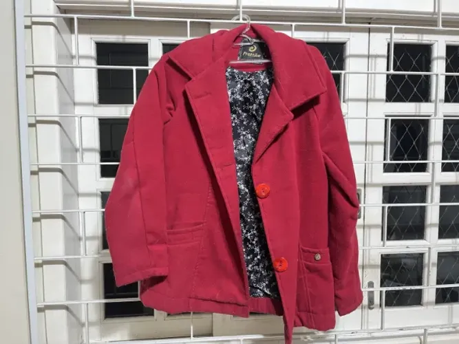 Casaco Feminino Práttike Vermelho Tamanho M com Faixa