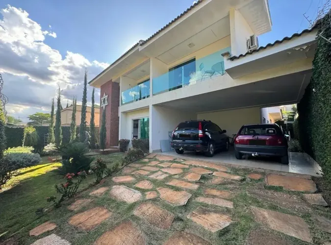 SOBRADO ALTO PADRÃO | 05 QUARTOS | VISTA DEFINITIVA PARA ÁREA VERDE  Goiânia 2  Goiânia/GO