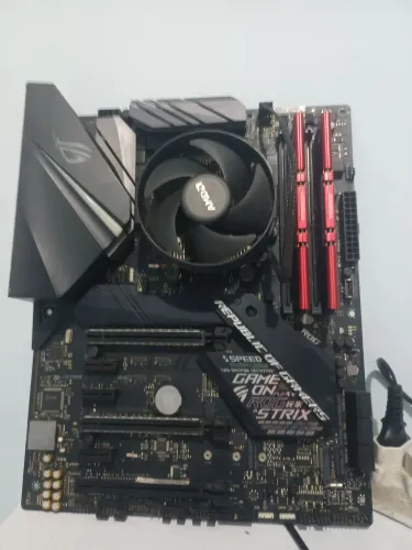 PLACA MÃE ROG STRIX X470 F GAMING -AM4