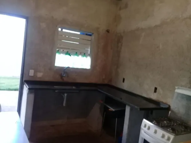 Casa de 02 dormitorios no bairro Jardim Bianco