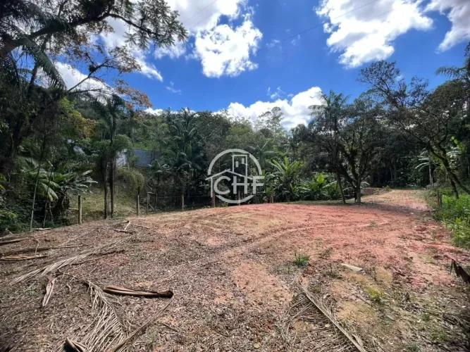 LINDO SITIO NA GUABIRUBA