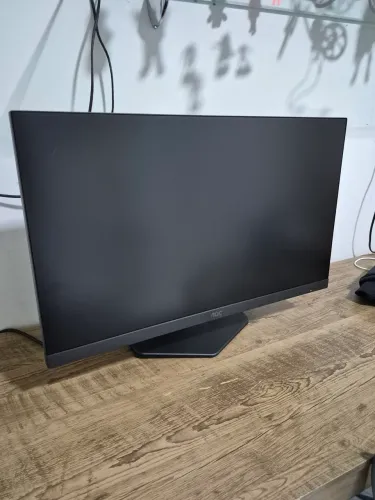 Monitor 24 AOC