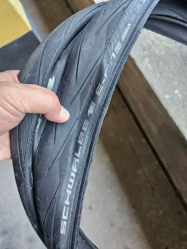 Par de Pneus Schwalbe E-One 700x32C