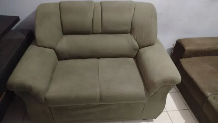 Sofá semi novo